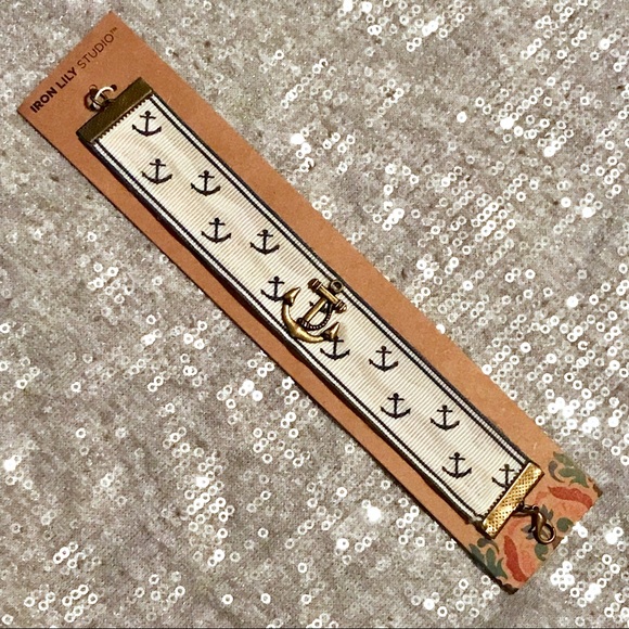 NWT Iron Lily Studio Anchor Bracelet - Picture 1 of 2